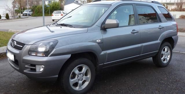 Gebraucht Kia Sportage 141 PS (103 kW) 2008 Grau metallic SUV