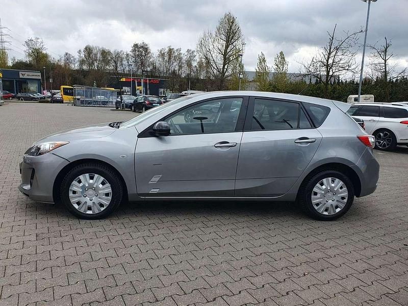 Gebraucht Mazda 3 Kenko 105 PS (77 kW) 2013 Grau Limousine