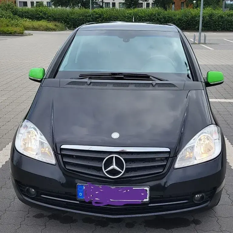 Gebraucht Mercedes A180 109 PS (80 kW) 2010 Schwarz Van / Kleinbus