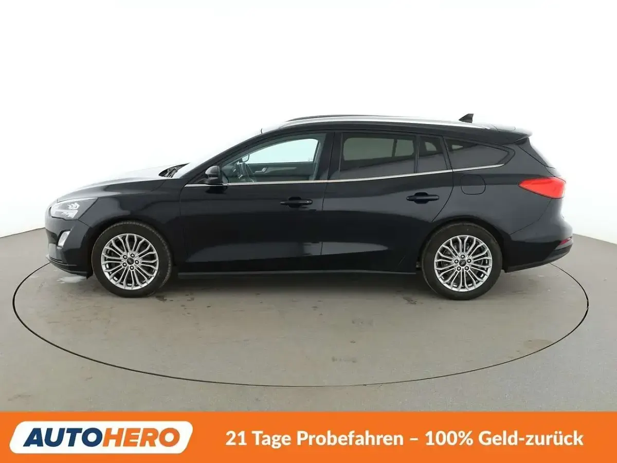 Gebraucht Ford Focus Titanium 150 PS (110 kW) 2020 Schwarz Kombi