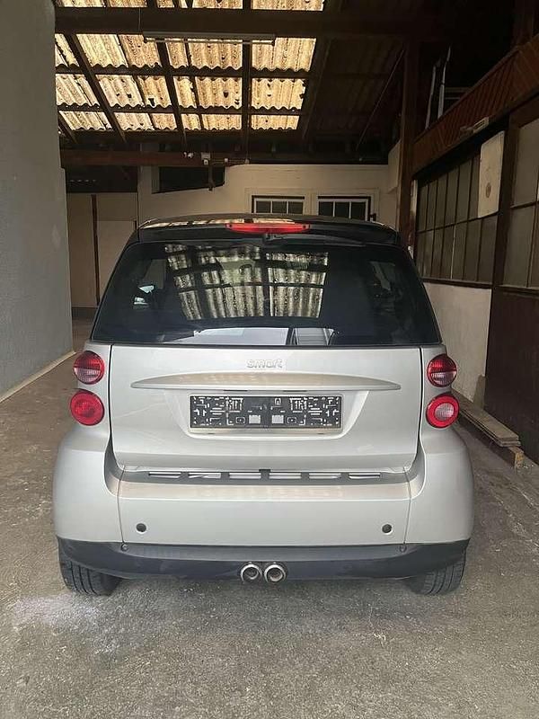 Grau Gebraucht 2008 Smart ForTwo Coupé Basis Kleinwagen | 3.650 € (Guter Preis) - Bild 1/4