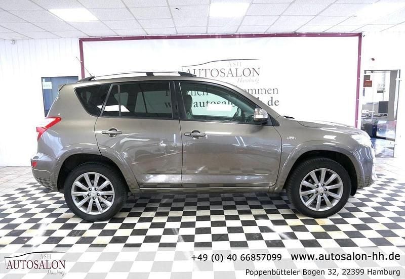 Gebraucht Toyota RAV4 Executive 150 PS (110 kW) 2012 Braun SUV