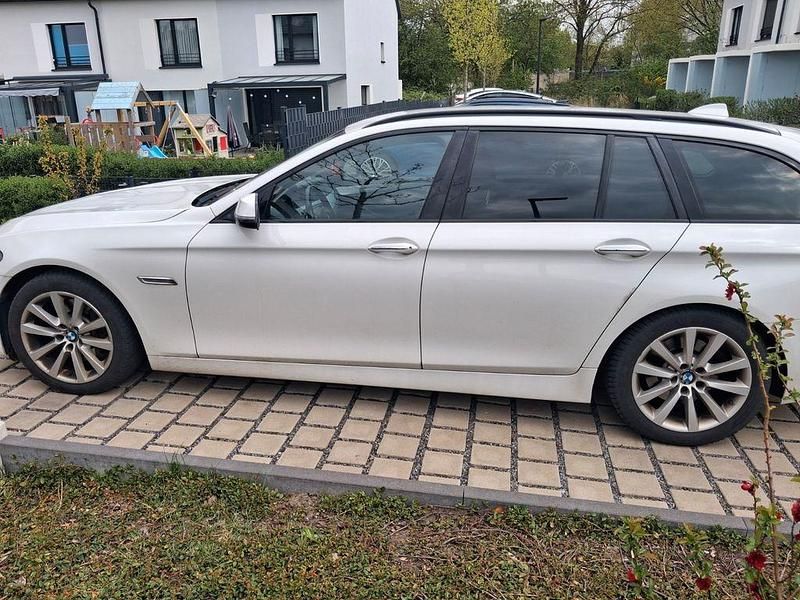 Usata BMW 525 218 CV (160 kW) 2013 Bianco Station wagon