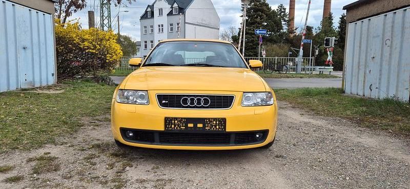 Gebraucht Audi S3 Sport 209 PS (153 kW) 2001 Gelb Limousine