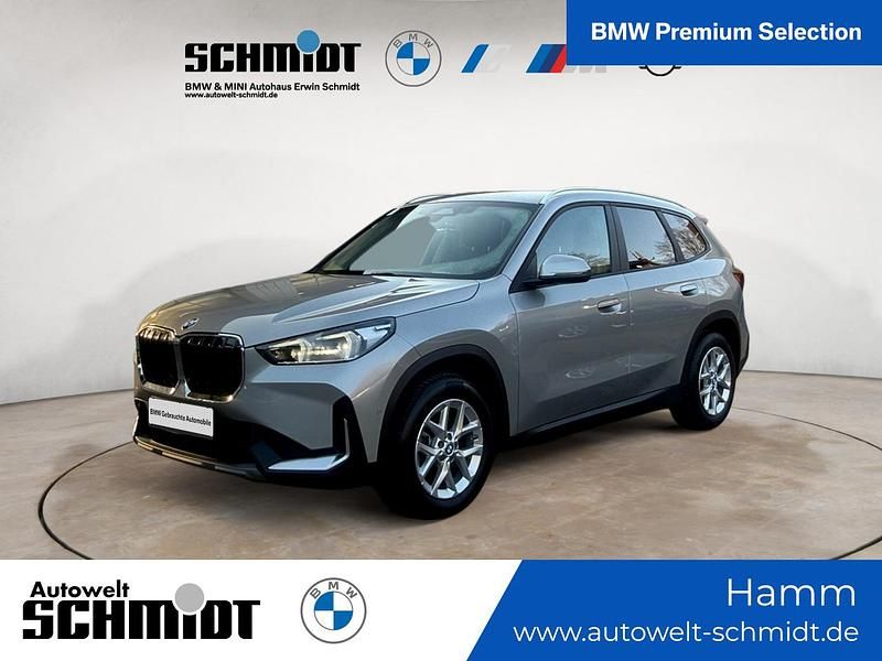Space silber Gebraucht 2024 BMW X1 SUV | 38.990 € (Superpreis) - Bild 1/4