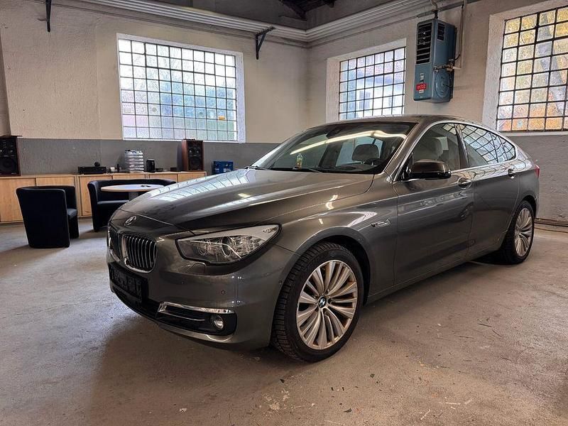 Grau Gebraucht 2014 BMW 530 Gran Turismo Luxury Line Limousine | 16.000 € (Fairer Preis) - Bild 1/4