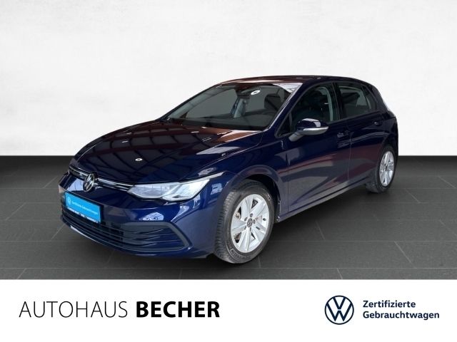 Blau Gebraucht 2024 VW Golf VIII Life Limousine | 22.960 € (Guter Preis) - Bild 1/4