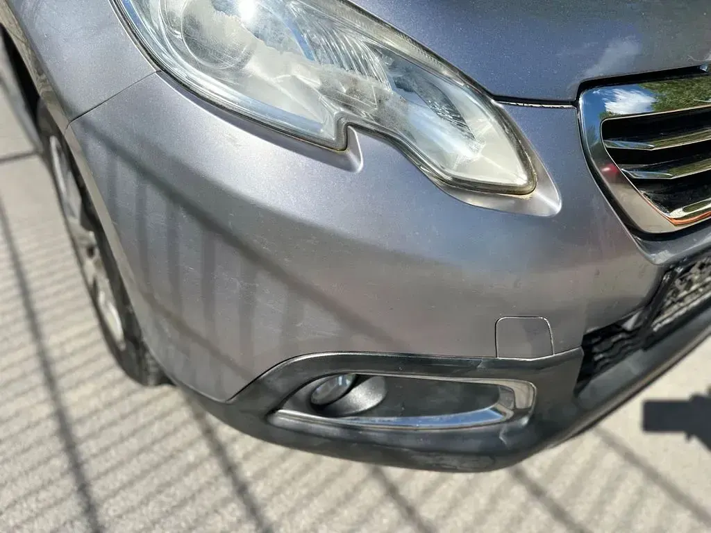 Gebraucht Peugeot 2008 Allure 120 PS (88 kW) 2014 Silber SUV
