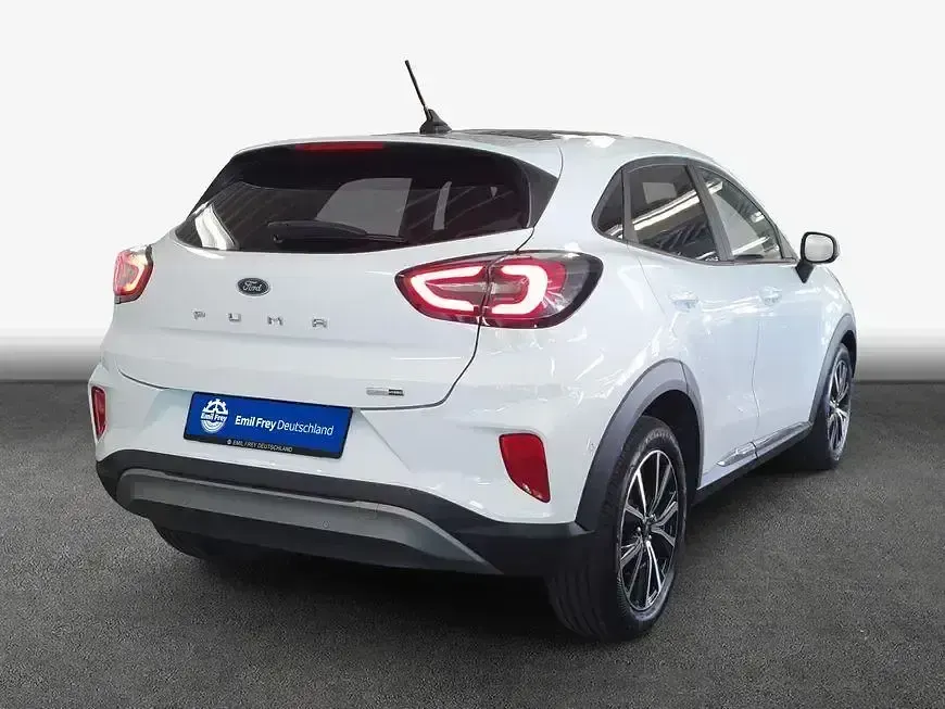 Gebraucht Ford Puma Titanium 125 PS (91 kW) 2022 Frozen white SUV