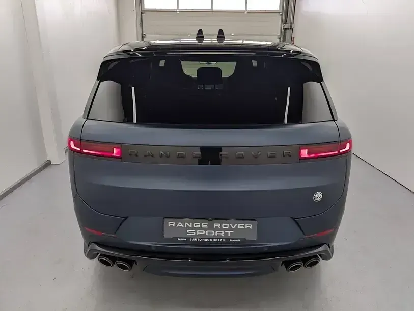 Gebraucht Land Rover Range Rover Sport 635 PS (467 kW) 2025 Blue nebula SUV