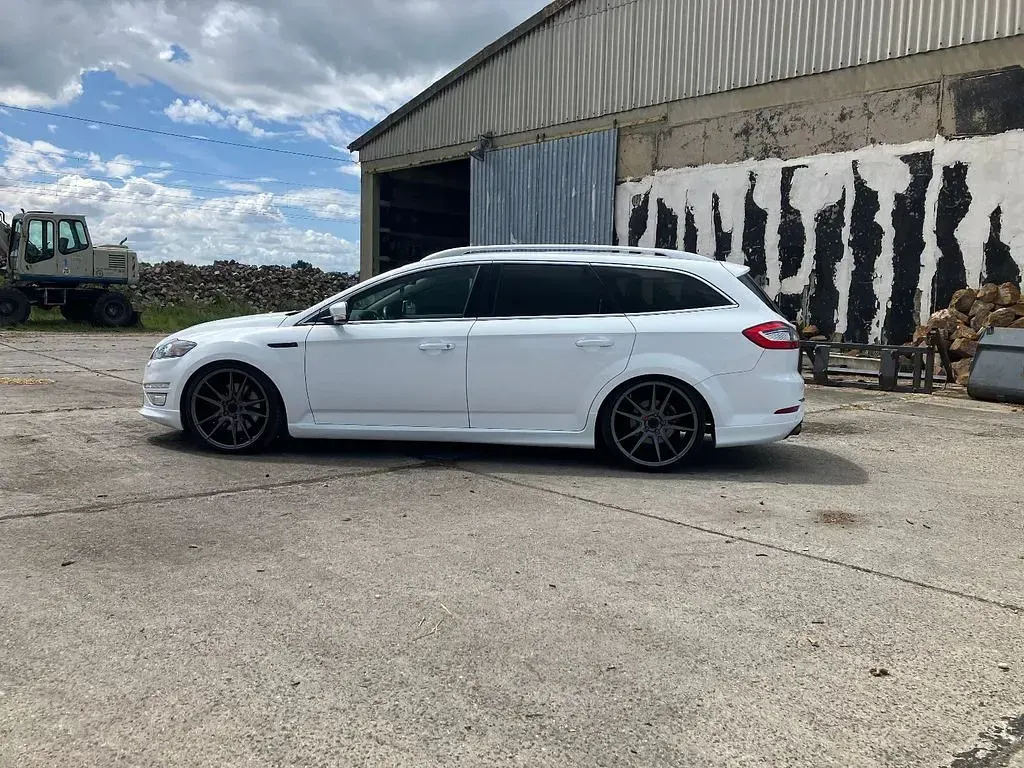 Gebraucht Ford Mondeo Titanium S 239 PS (175 kW) 2012 Weiß Limousine
