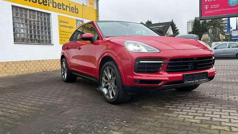Rot Gebraucht 2022 Porsche Cayenne Coupe Coupé | 69.999 € - Bild 1/4