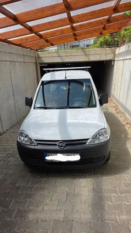 Gebraucht Opel Combo 87 PS (63 kW) 2002 Weiß Van / Kleinbus