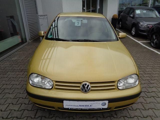 Gebraucht VW Golf IV Edition 105 PS (77 kW) 2000 Gelb metallic Limousine