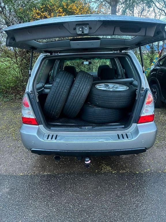 Gebraucht Subaru Forester Comfort 158 PS (116 kW) 2006 Silber SUV