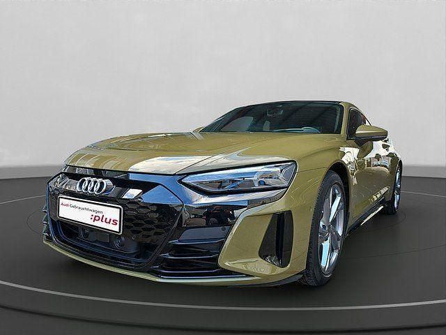 Taktikgrün metallic Gebraucht 2022 Audi e-tron GT quattro Ambiente Limousine | 69.420 € (Teuer) - Bild 1/4
