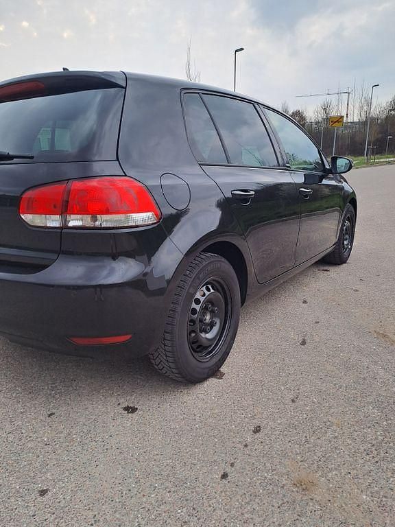 Gebraucht VW Golf VI Style 140 PS (102 kW) 2011 Schwarz Kleinwagen