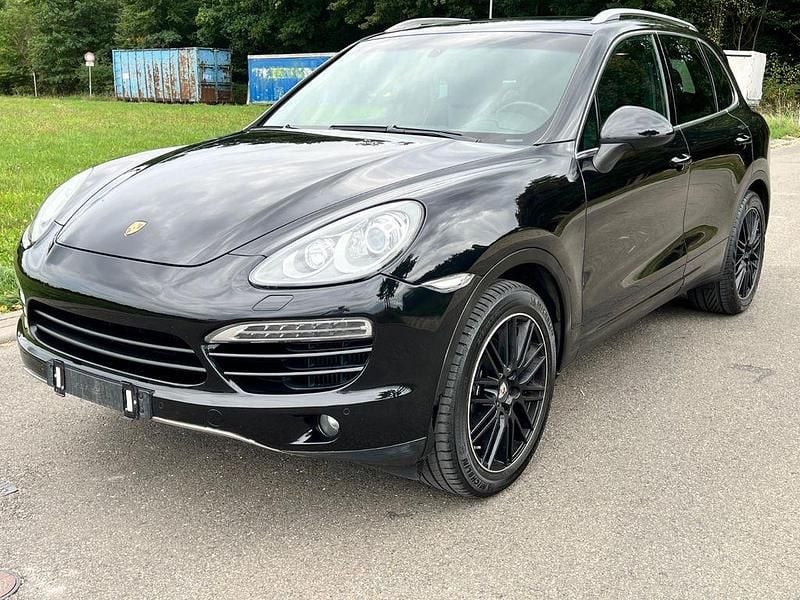 Gebraucht Porsche Cayenne 245 PS (180 kW) 2012 Schwarz SUV