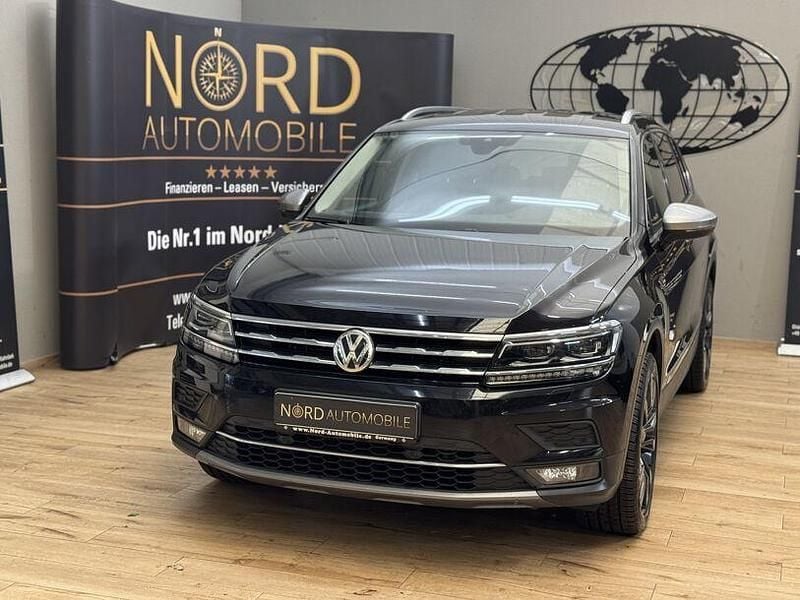Deep black perleffek Gebraucht 2019 VW Tiguan Allspace Highline SUV | 24.700 € (Superpreis) - Bild 1/3