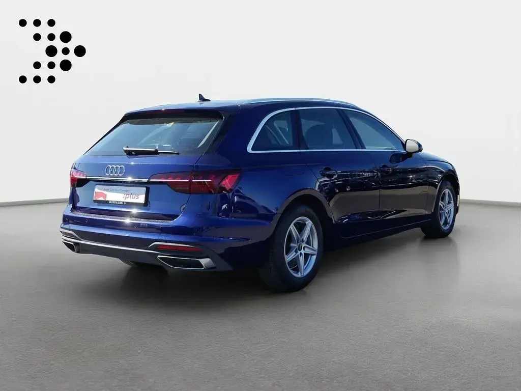 Gebraucht Audi A4 Business 163 PS (119 kW) 2024 Navarrablau metallic Kombi