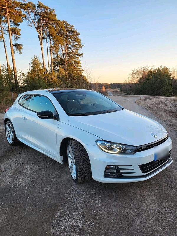 Gebraucht VW Scirocco CLUB 184 PS (135 kW) 2016 Weiß Coupé