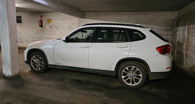 Gebraucht BMW X1 143 PS (105 kW) 2015 Weiß SUV