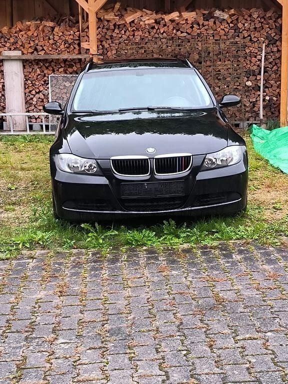 Schwarz Gebraucht 2006 BMW 320 M Sport Kombi | 3.500 € (Superpreis) - Bild 1/4