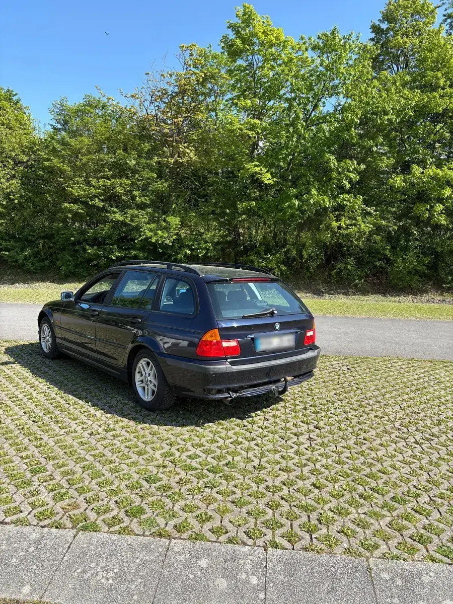 Gebraucht BMW 318 118 PS (86 kW) 2001 Blau Kombi