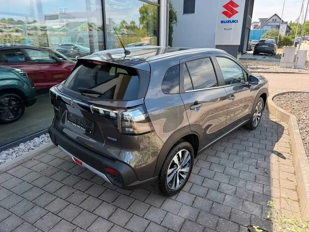 Neu Suzuki SX4 S-Cross Comfort+ 129 PS (94 kW) 2026 Grau SUV
