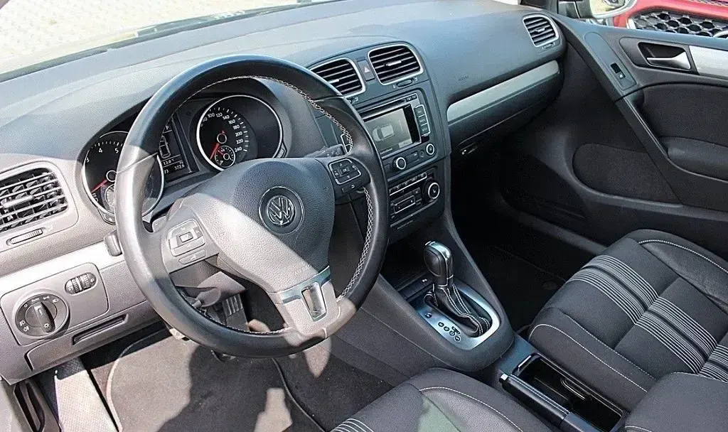 Gebraucht VW Golf VII Match 105 PS (77 kW) 2012 Schwarz Limousine