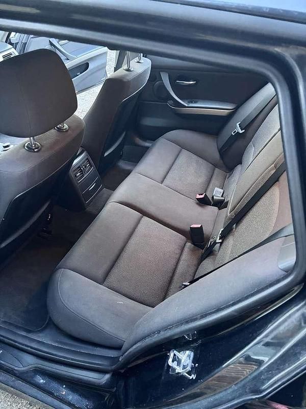 Gebraucht BMW 320 177 PS (130 kW) 2008 Kombi