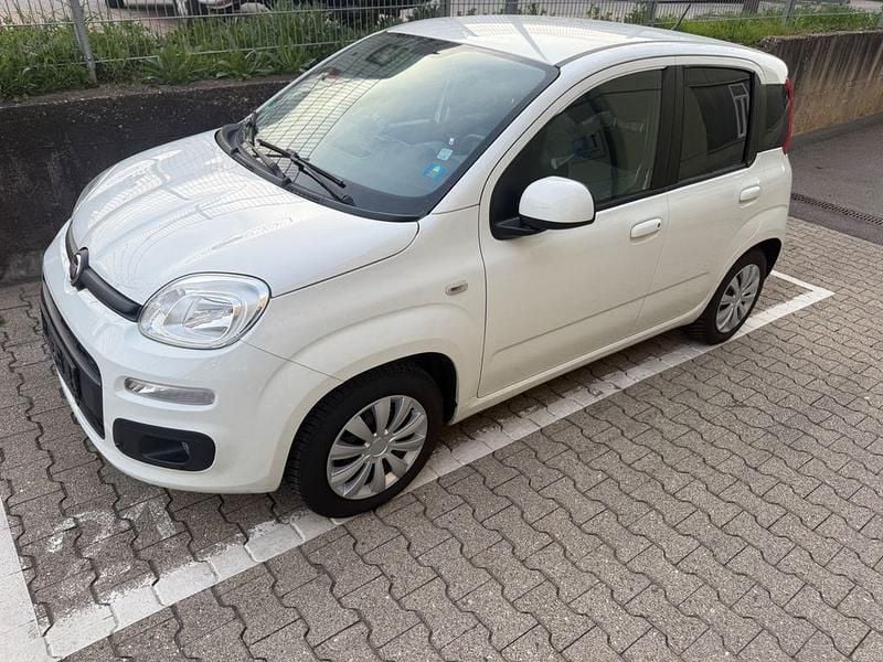 Gebraucht Fiat Panda Lounge 69 PS (50 kW) 2017 Weiß Kleinwagen