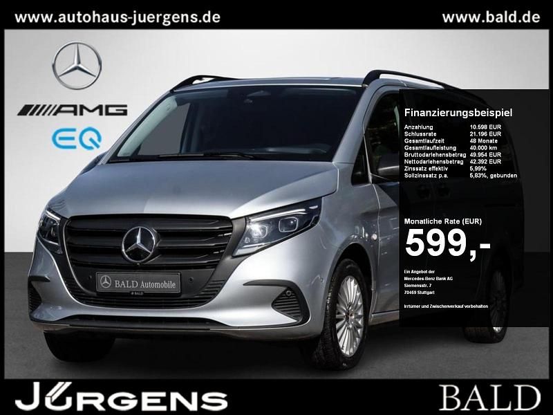 Silber hightechsilber metallic Gebraucht 2024 Mercedes Vito Van / Kleinbus | 48.740 € - Bild 1/4