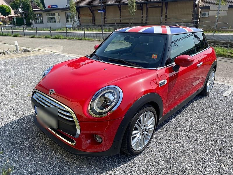 Rot Gebraucht 2021 Mini ONE Kleinwagen | 20.000 € (Fairer Preis) - Bild 1/4