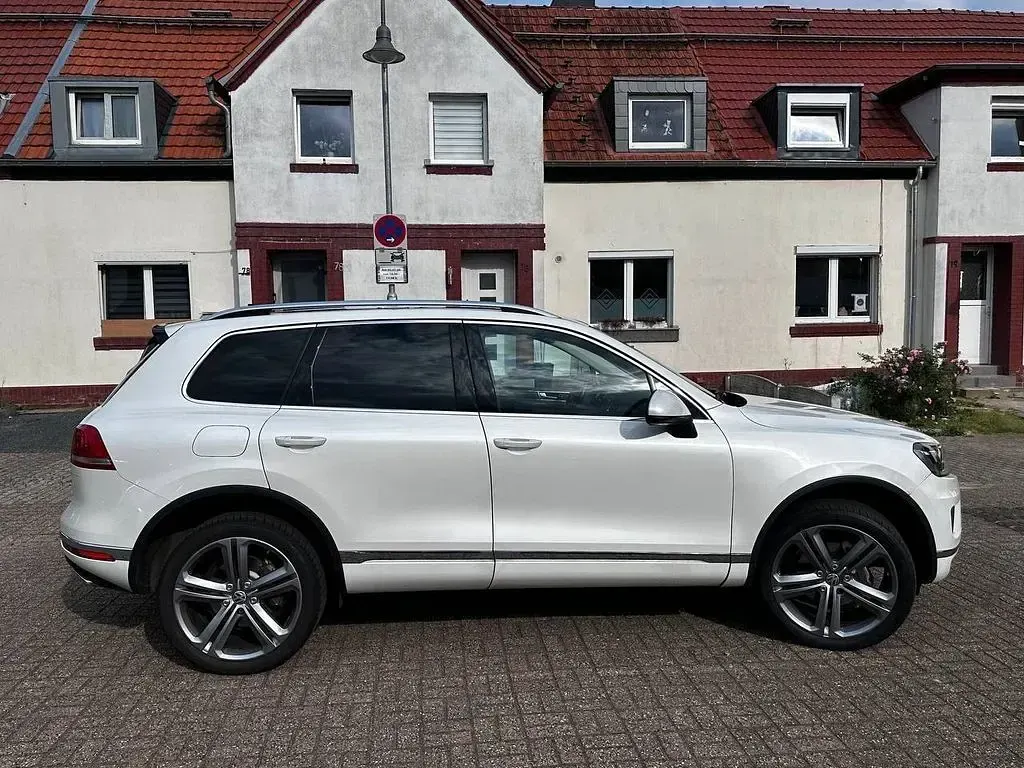 Gebraucht VW Touareg S 262 PS (192 kW) 2016 Weiß SUV