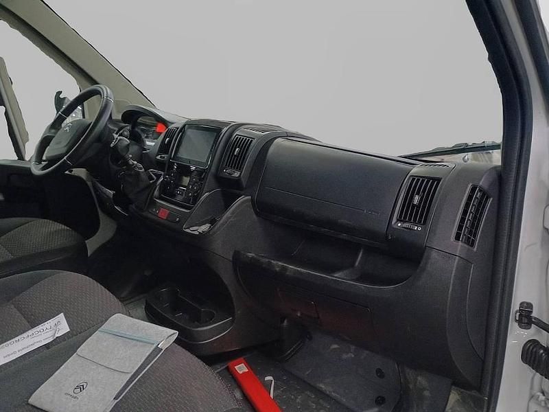 Gebraucht Citroën Jumper 165 PS (121 kW) 2024 Weiß Van / Kleinbus