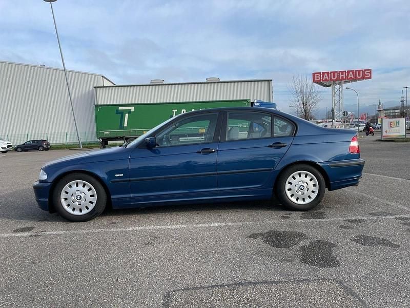 Gebraucht BMW 316 105 PS (77 kW) 2001 Blau Limousine