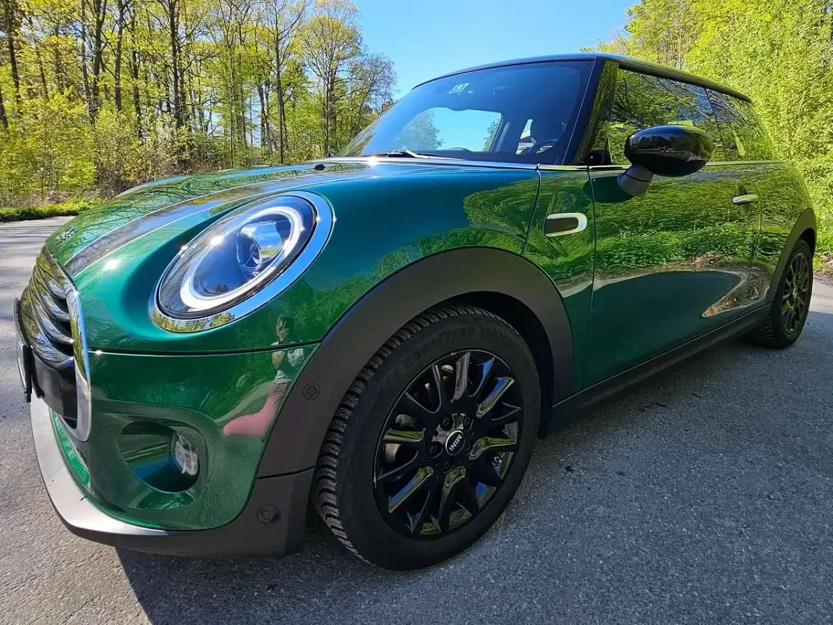 Usado Mini Cooper Pepper 136 CV (100 kW) 2020 Verde Utilitario