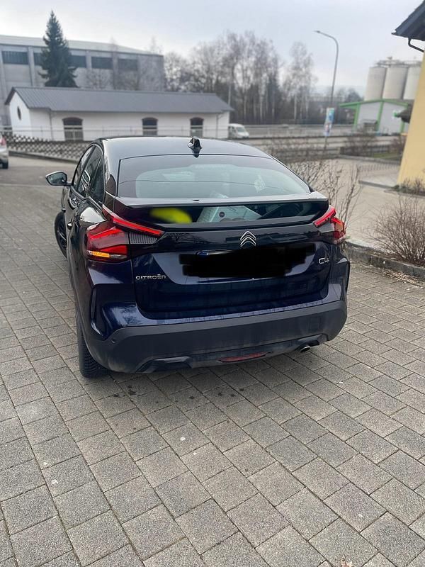 Gebraucht Citroën C4 131 PS (96 kW) 2024 Blau SUV