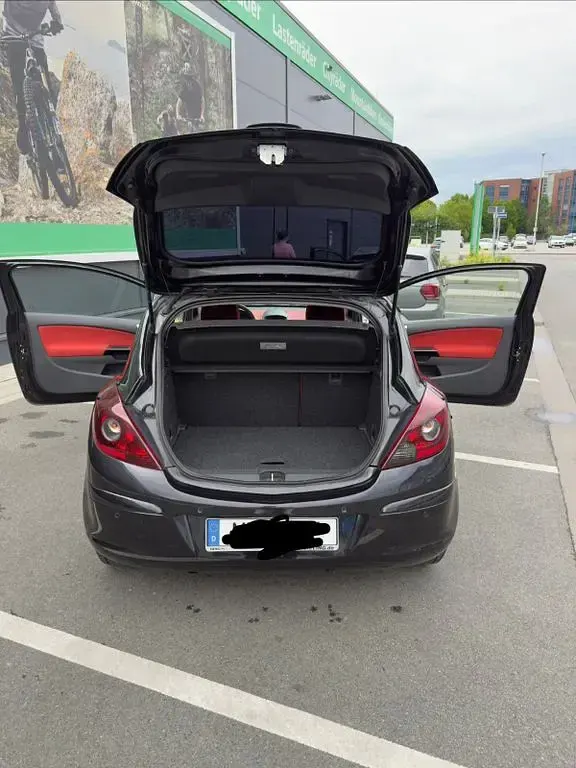 Usado Opel Corsa Catch Me 90 HP (66 kW) 2007 Preto Citadino