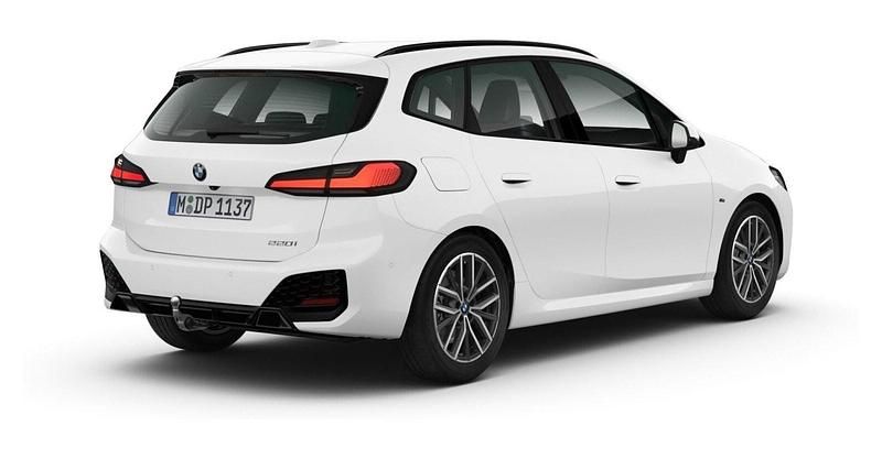 Gebraucht BMW 220 Active Tourer Comfort Edition 170 PS (125 kW) 2025 Weiß Van / Kleinbus