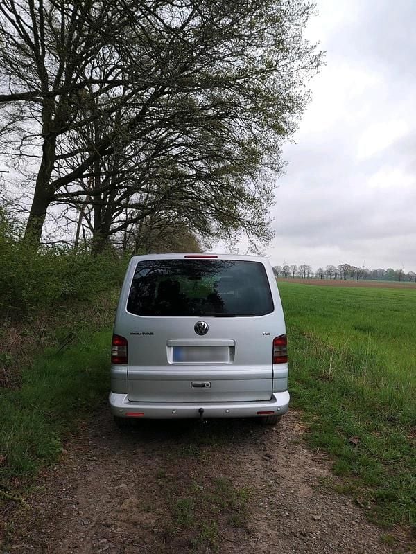 Usata VW T5 131 CV (96 kW) 2004 Argento Furgone