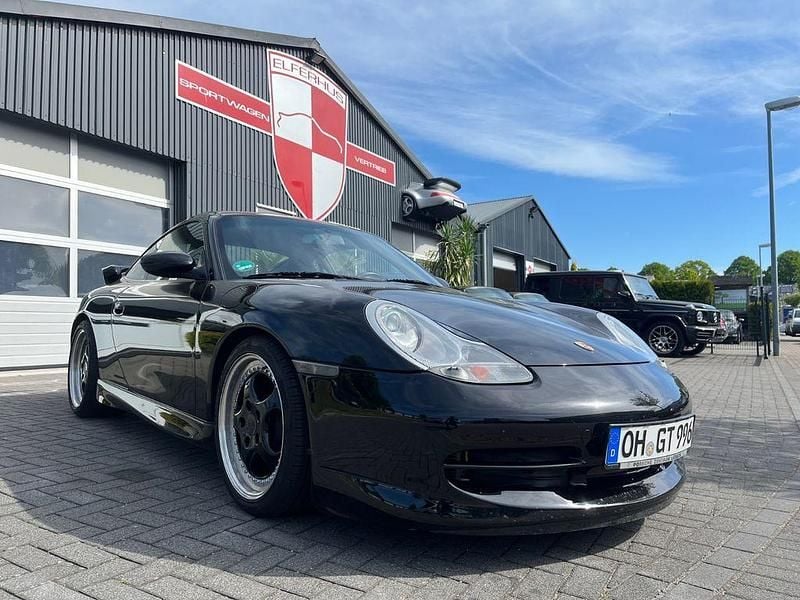 Schwarz Gebraucht 2001 Porsche 996 Coupé | 43.900 € (Fairer Preis) - Bild 1/4