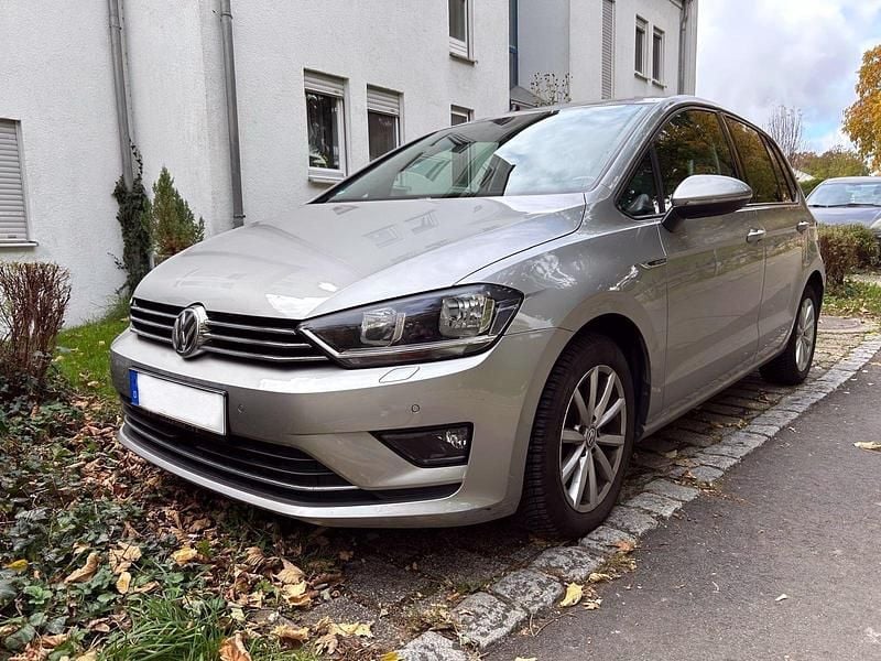 Silber Gebraucht 2015 VW Golf VII LOUNGE Limousine | 8.880 € (Superpreis) - Bild 1/4