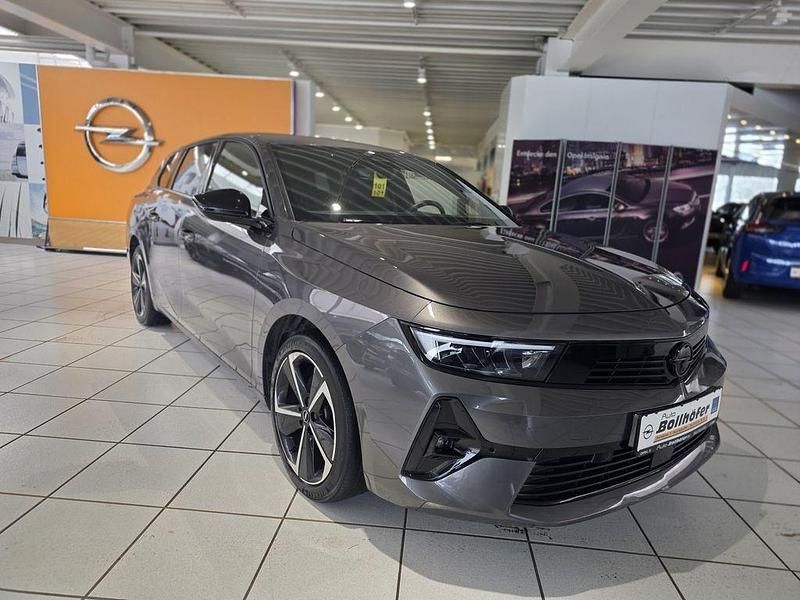 Gebraucht Opel Astra 131 PS (96 kW) 2024 Vulkan grau Kombi