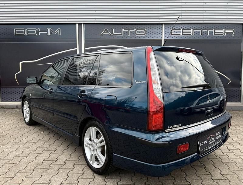 Gebraucht Mitsubishi Lancer Intense 98 PS (72 kW) 2008 Blau Kombi