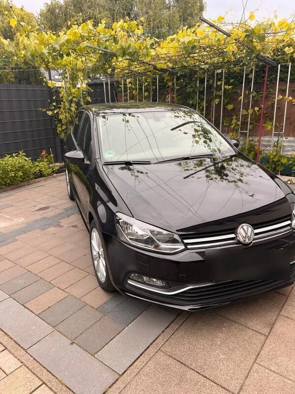 Schwarz Gebraucht 2017 VW Polo Limousine | 7.600 € (Guter Preis) - Bild 1/4