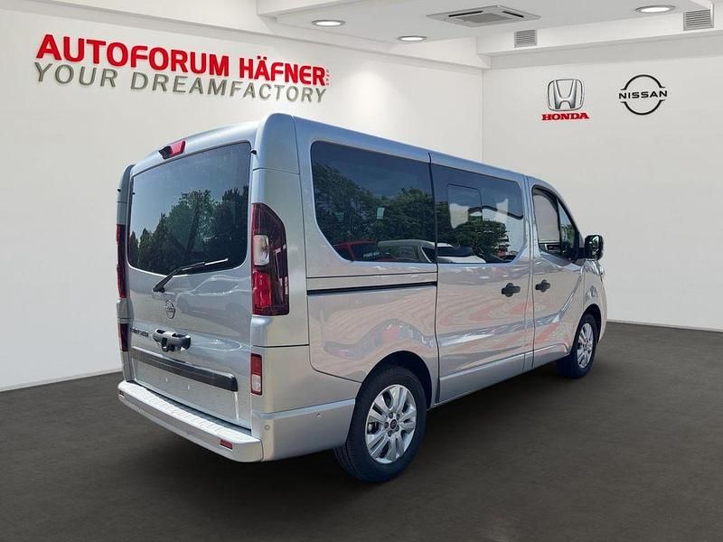 Neu Nissan Primastar Tekna 170 PS (125 kW) 2026 Schwarz Van / Kleinbus