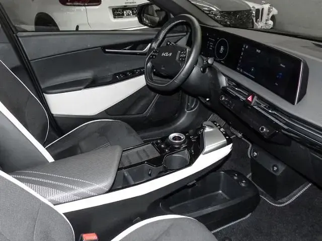 Gebraucht Kia EV6 GT-Line 167 kW (228 PS) 2023 Schwarz SUV