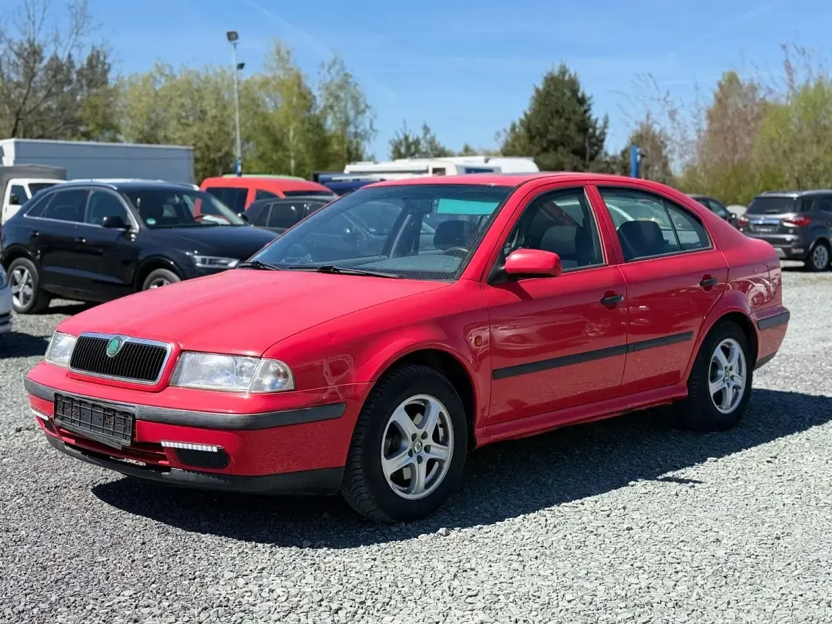 Gebraucht Skoda Octavia 125 PS (91 kW) 1999 Rot Limousine